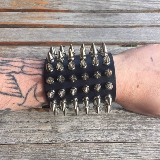 Double Spiked Wristband